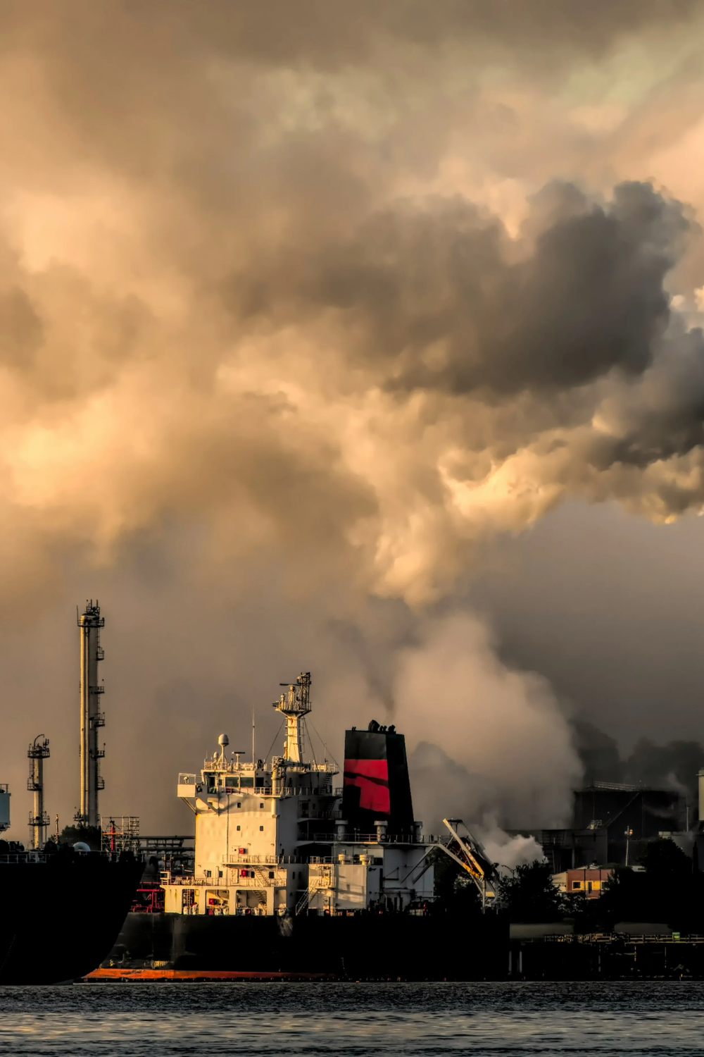 Electrochemical CO2 reduction converting carbon dioxide into fuels with copper and silver catalysts
